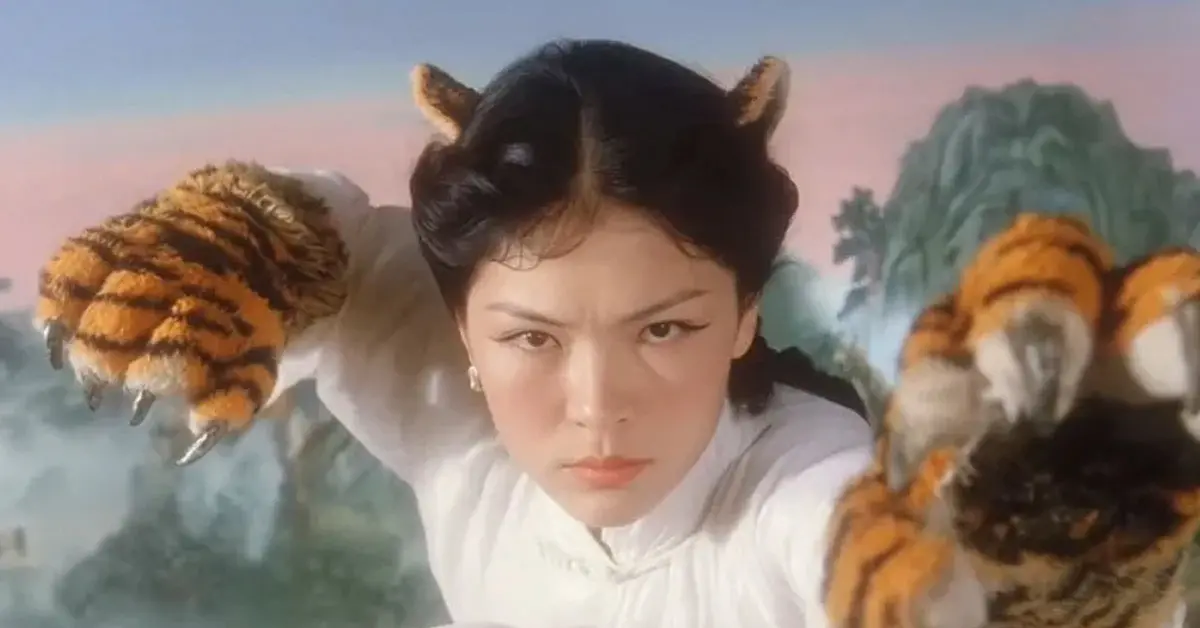 Warner Music China AI HUA: Fully AI-Generated Wuxia Pop Star Debuts with Kling AI Video