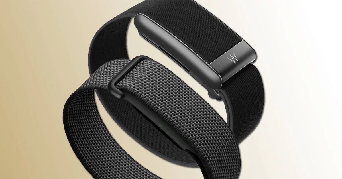 FitBit-Air-vs-Whoop-5.0